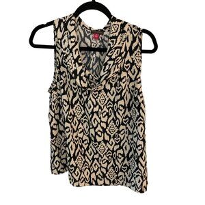 NWT Vince Camuto Women's Sleeveless Etched Geo Blouse (S, Black Combo) Medium